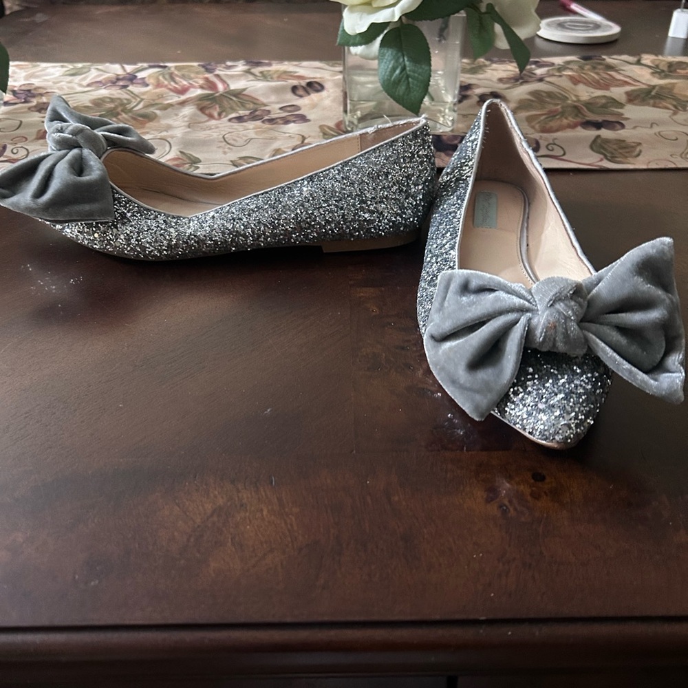 Betsey Johnson Silver Glitter Pointed Toe Flats with Gray Velvet Bow